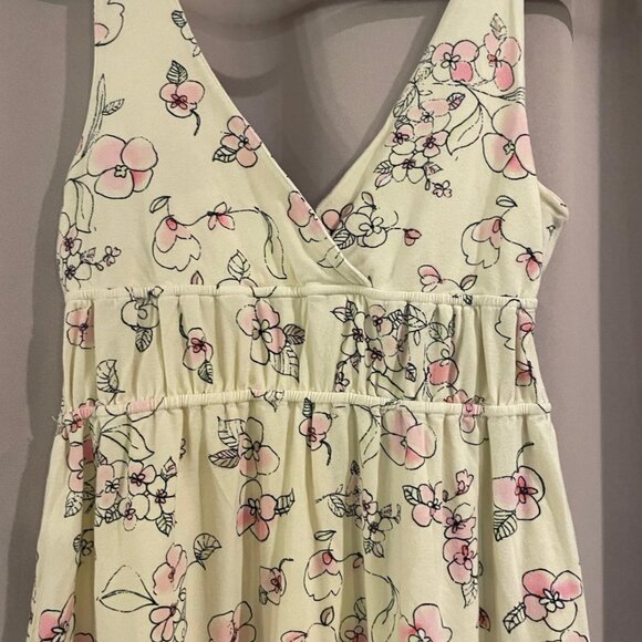 Women’s Yellow V-Cut Dres - Picture 2 of 3